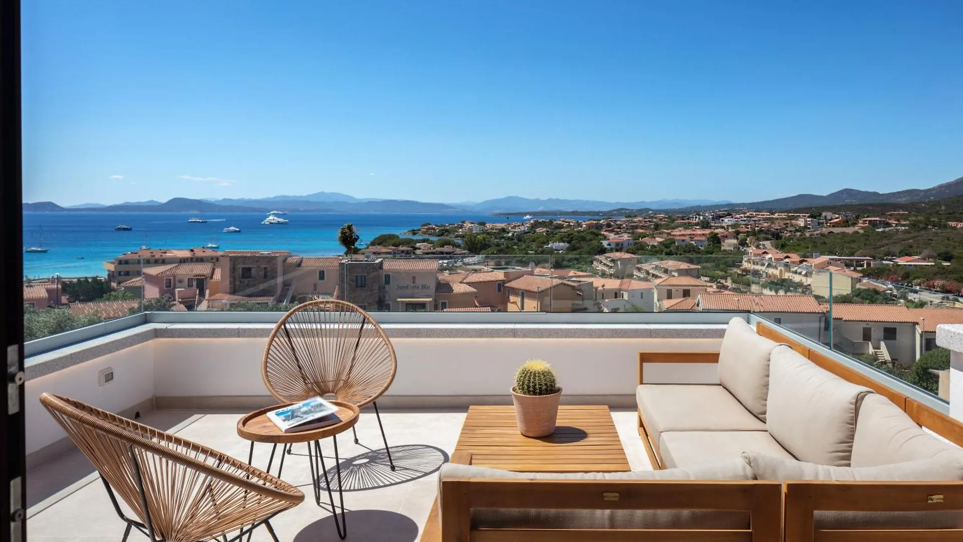 Apartment Terrazza Pascoli In Golfo Aranci- Sea View Apt! Italy